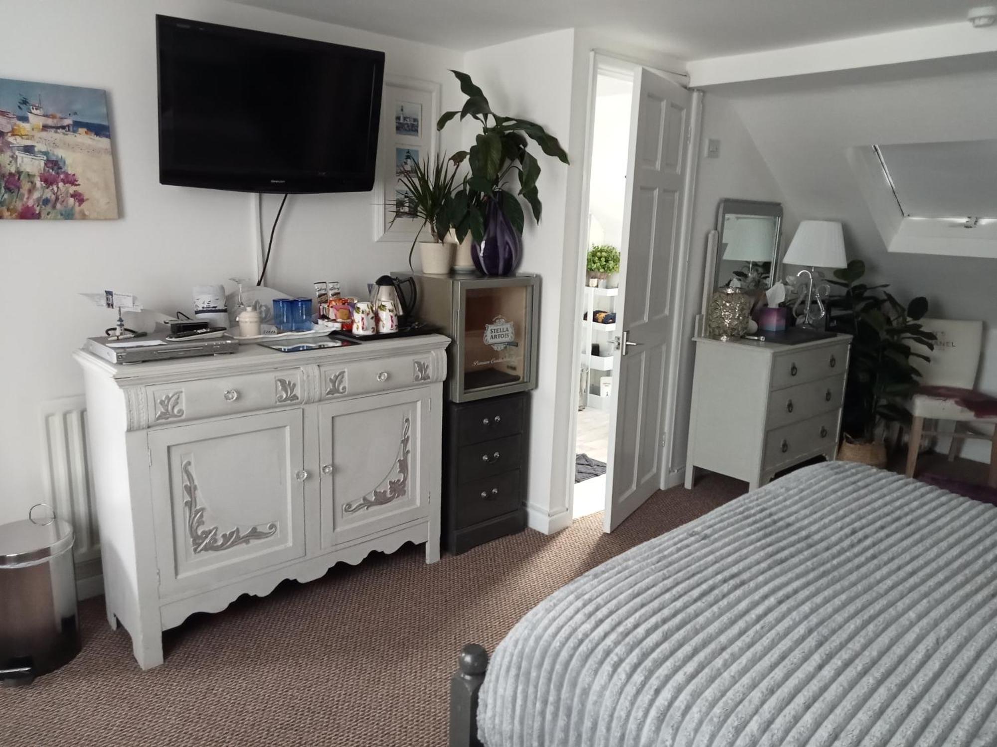 Marjune Guest House Weymouth Buitenkant foto