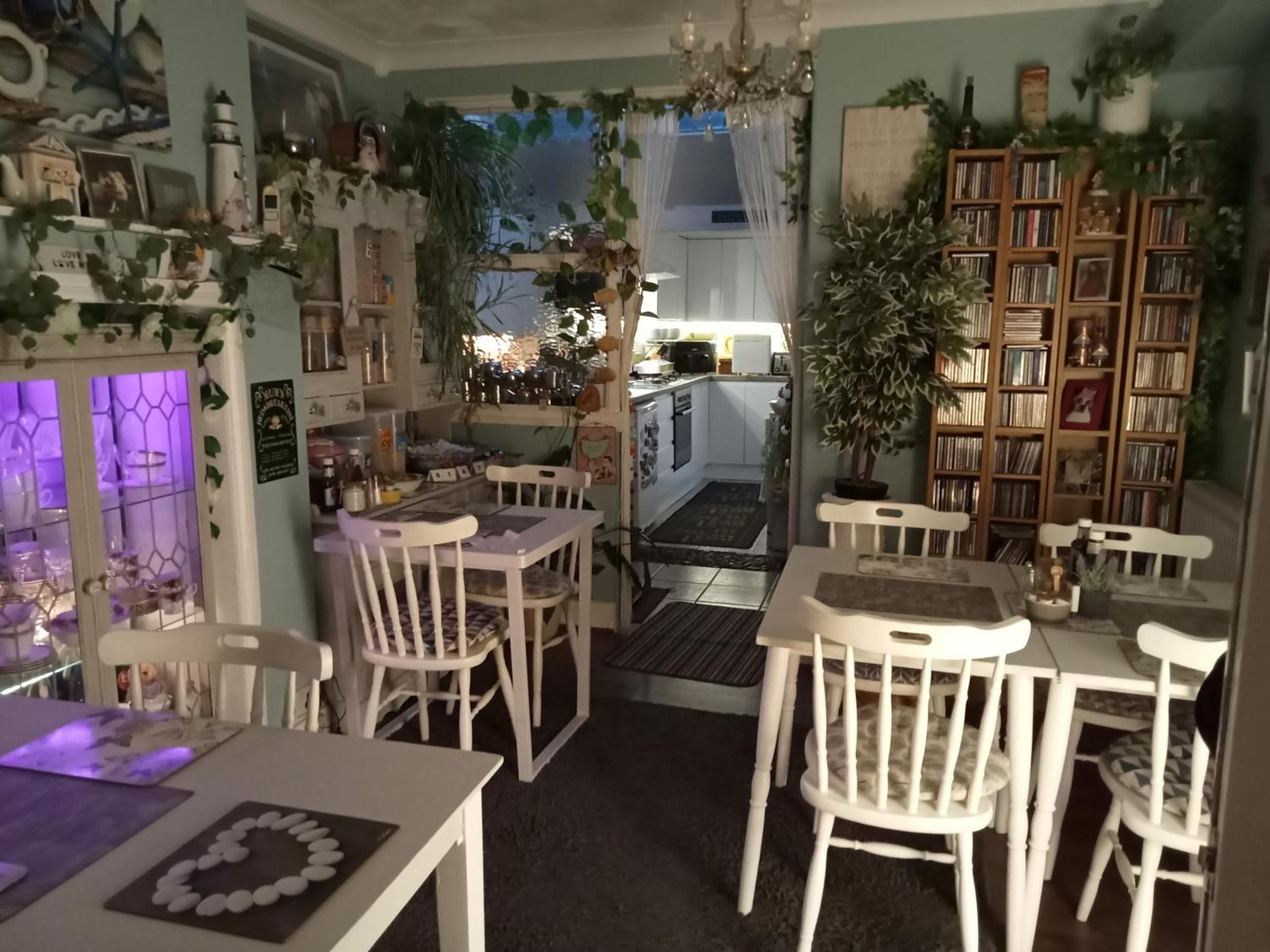 Marjune Guest House Weymouth Buitenkant foto