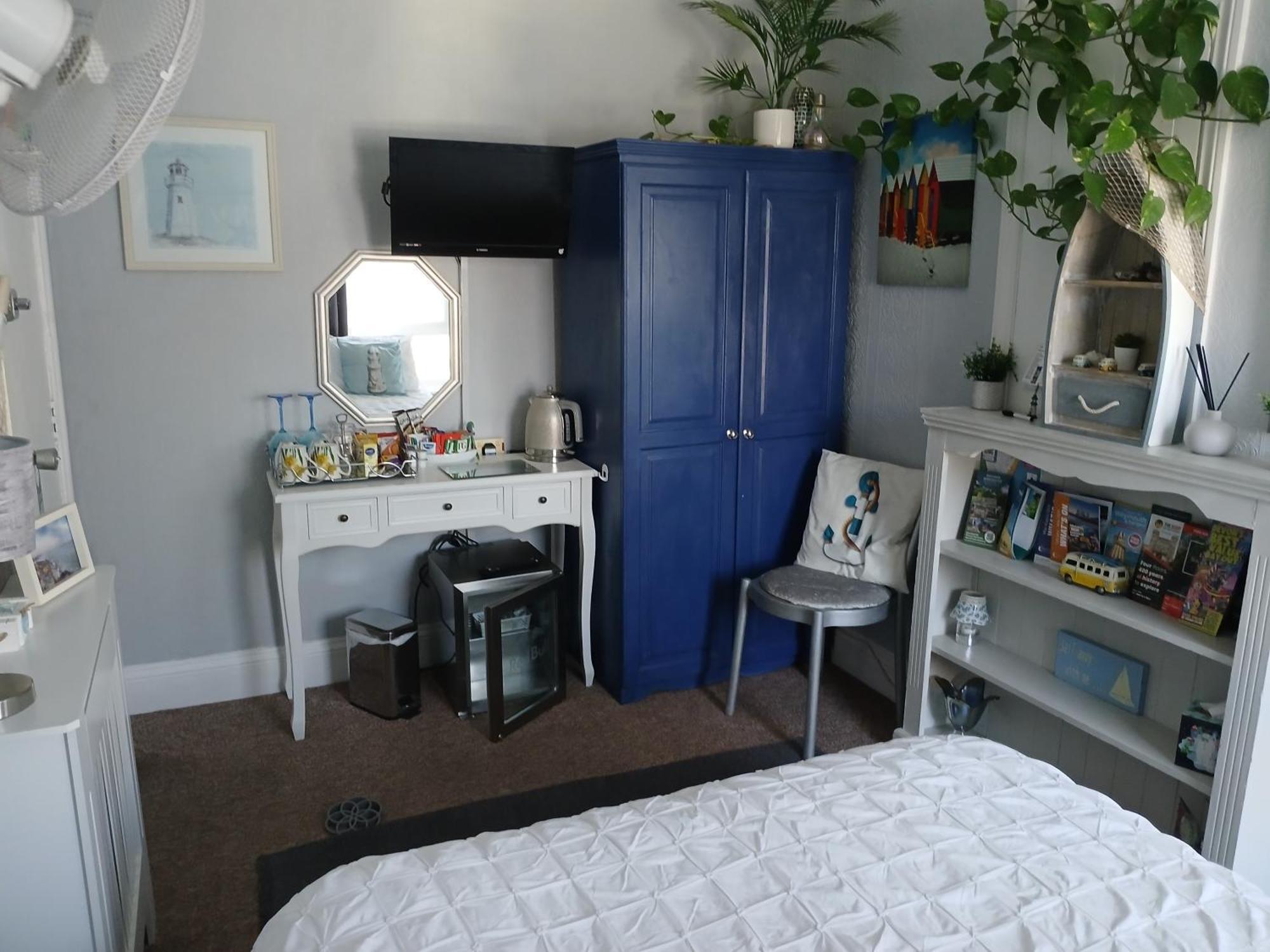 Marjune Guest House Weymouth Buitenkant foto