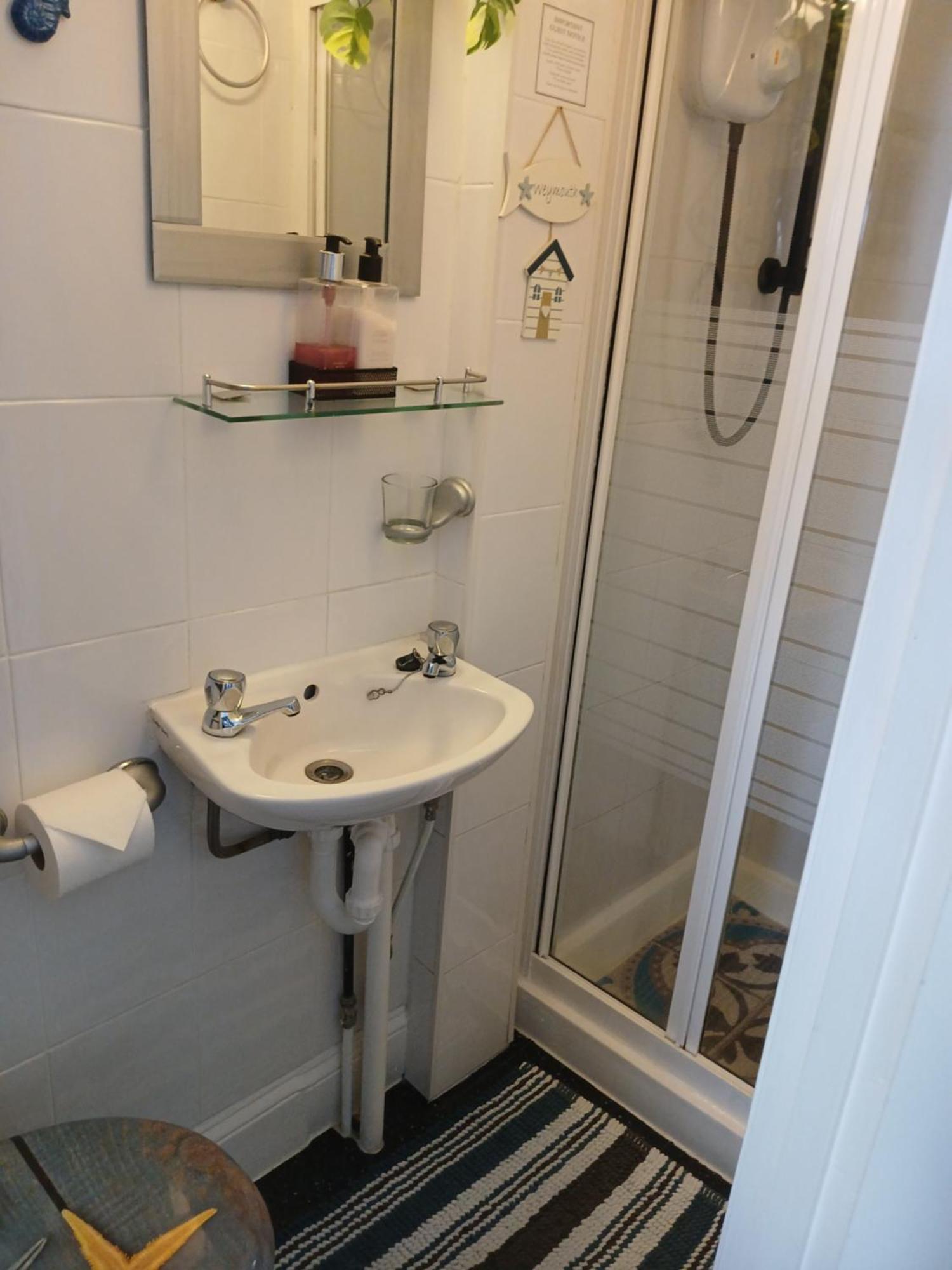 Marjune Guest House Weymouth Buitenkant foto