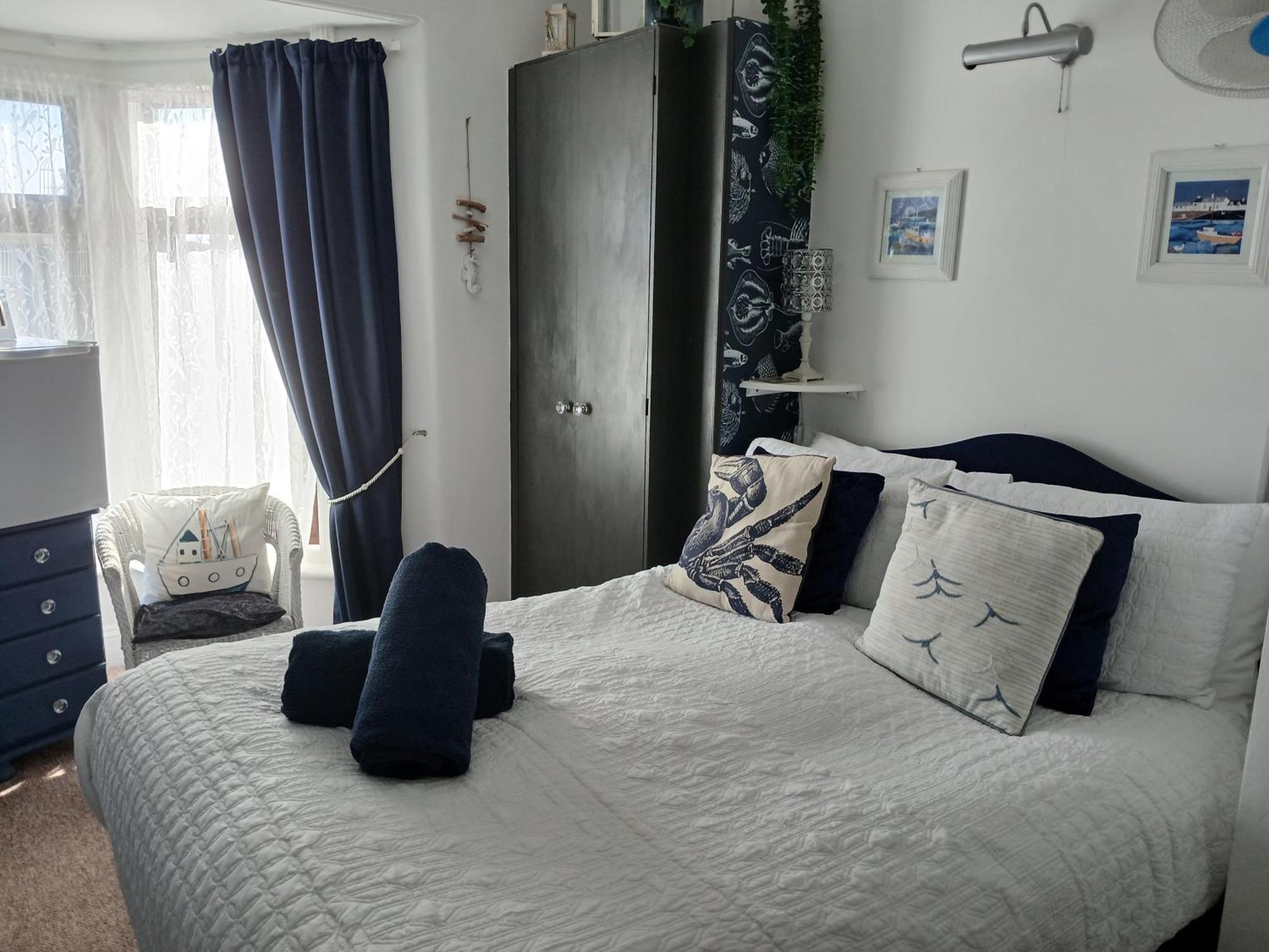 Marjune Guest House Weymouth Buitenkant foto